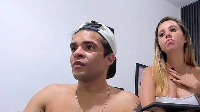 Mia_and_Erick Live Chatraum