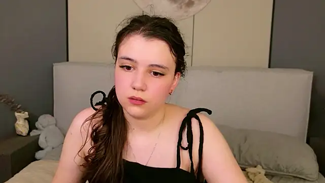 Pauline_Heaven Live chatroom