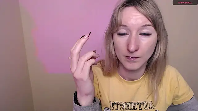 AmandaSell লাইভ চ্যাট রুম