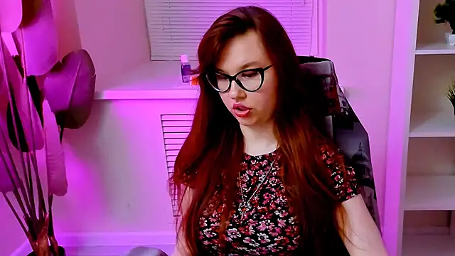 CarolGiggly Cameră chat live