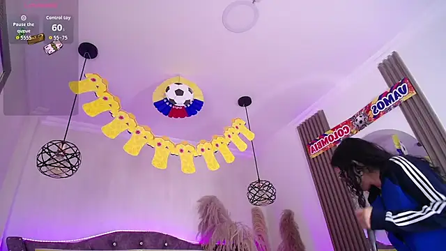 Sala de chat ao vivo de Amara_Davis1