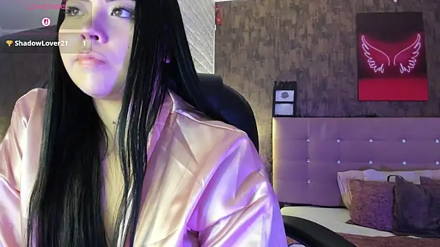 aria__monroe's Live Chat Room