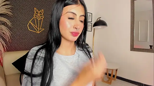 RACHEL_EV Adlı Modelin Canlı Sohbet Odası