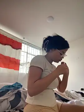 Sala de chat ao vivo de Susan_Voltaire
