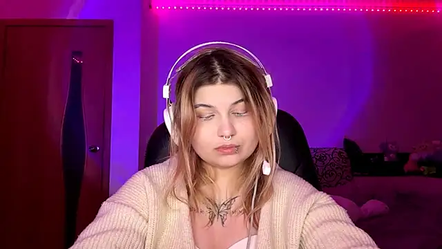 Chat soba uživo modela Xergos117