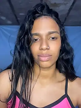 FlorSalvaje_'s Live XXX Chat
