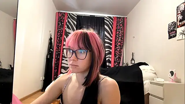 WifeAileen's Live XXX Chat