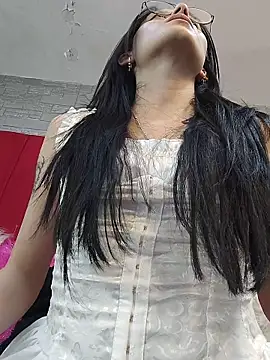 Naomimolie's Live XXX Chat