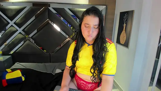 SkyCollins' Live XXX Chat
