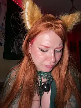 FoxyLia's Live XXX Chat