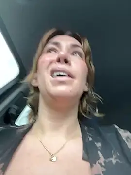 MommyGambit – Naživo XXX chat