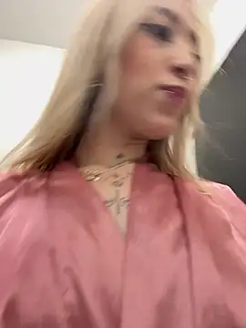 MollyCruz – Naživo XXX chat