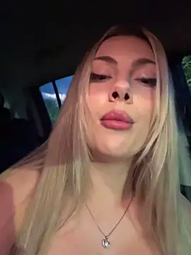 FrancescaNappi – Naživo XXX chat