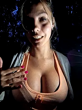allinqueen's Live XXX Chat