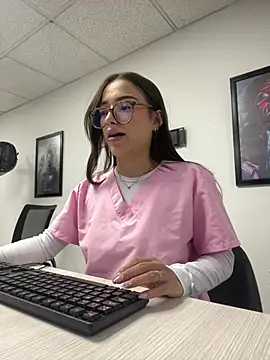 Sweet_Milaa1 – Naživo XXX chat