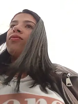 Nathaly_12 – Naživo XXX chat