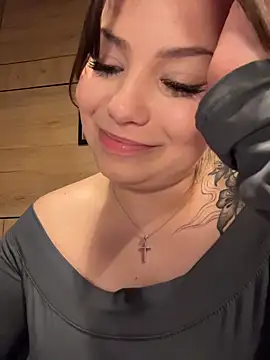 Chloe__Moon – Naživo XXX chat