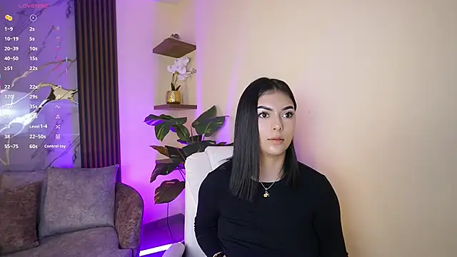 LiaWheeler – Naživo XXX chat