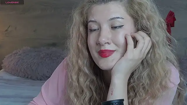 MonEva – Naživo XXX chat