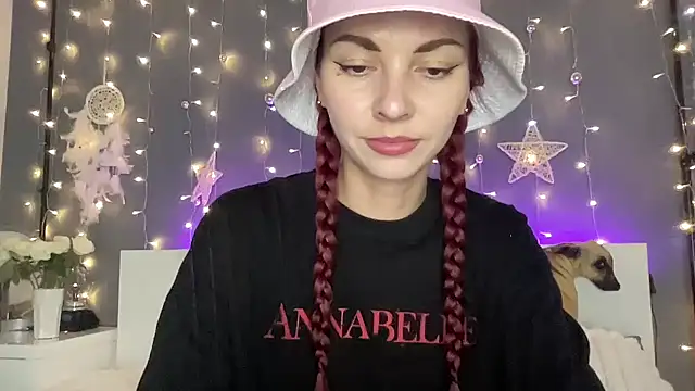 Magicalmoni – Naživo XXX chat