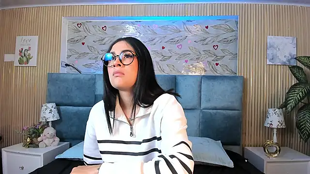 ZoeWillins – Naživo XXX chat