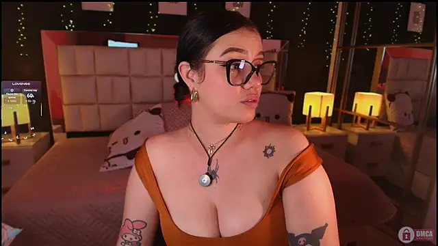emmy_wattsoon – Naživo XXX chat