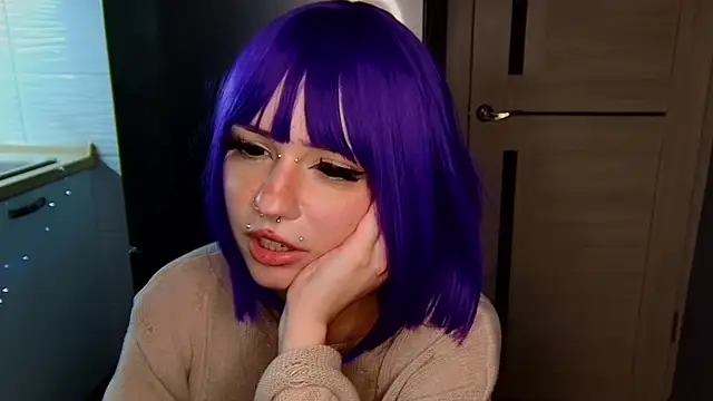 YunaLeaf – Naživo XXX chat