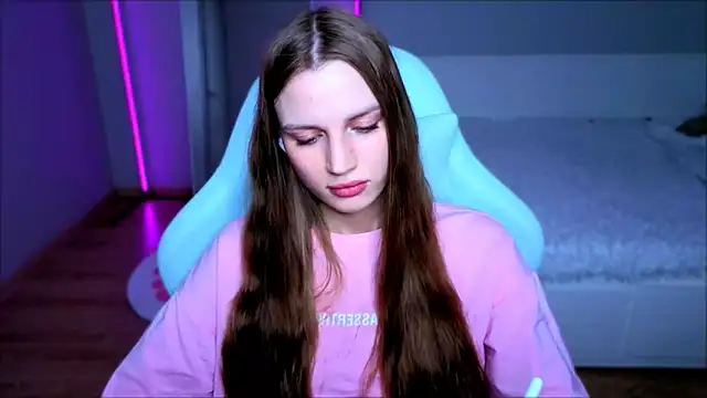 StellaLawless – Naživo XXX chat