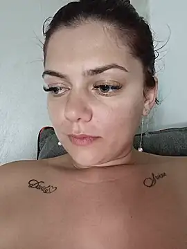 Noraa_me – Naživo XXX chat