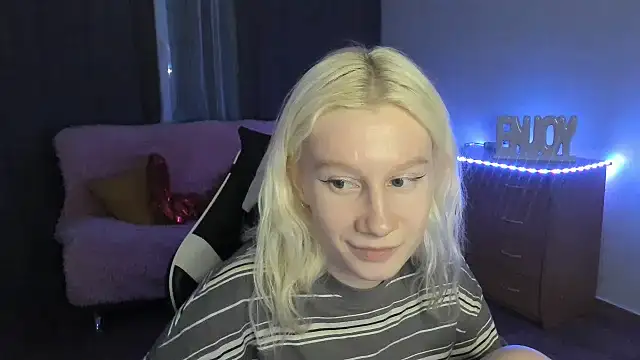 EnigmaSee – Naživo XXX chat