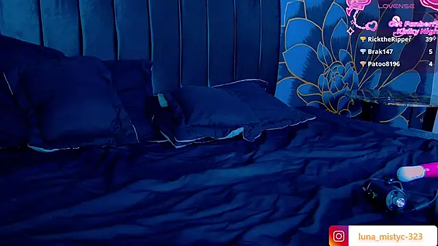 Lunamistyc – Naživo XXX chat