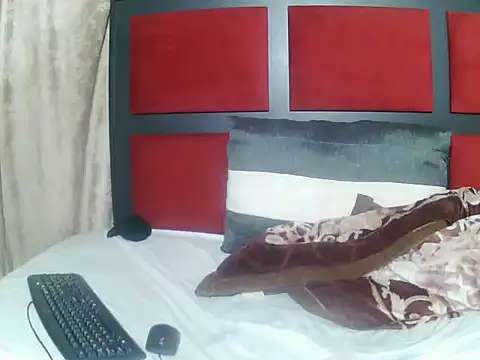 JoycyQueen – Naživo XXX chat
