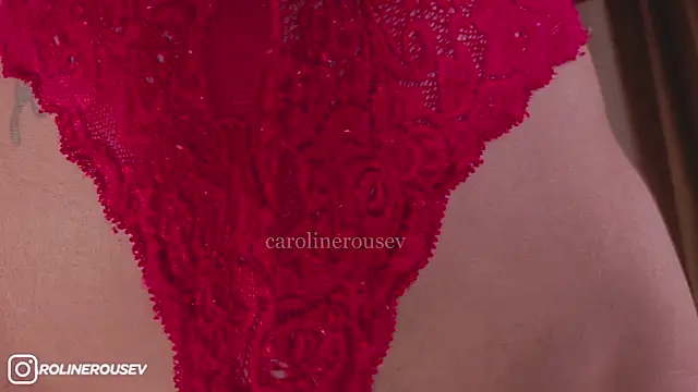 carolinerousev – Naživo XXX chat