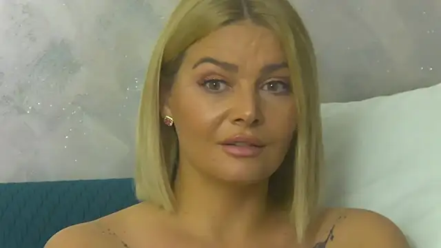 RissaRheys – Naživo XXX chat