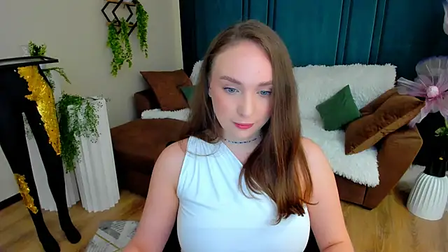 TrueReincarnation – Naživo XXX chat