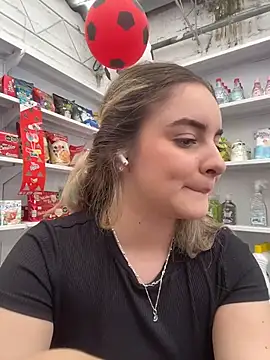 imlindapink – Naživo XXX chat