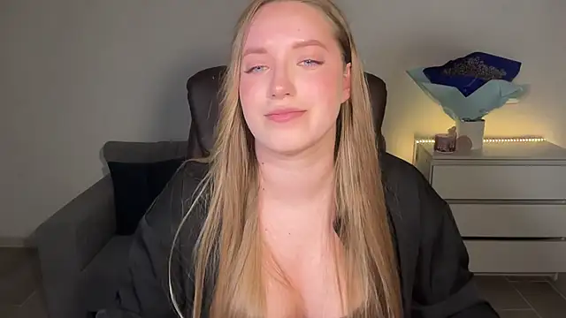 EvaMaddison – Naživo XXX chat