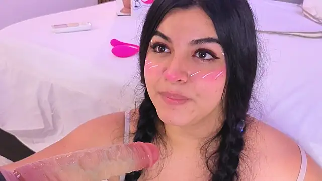 Sofiaa_Bloom – Naživo XXX chat
