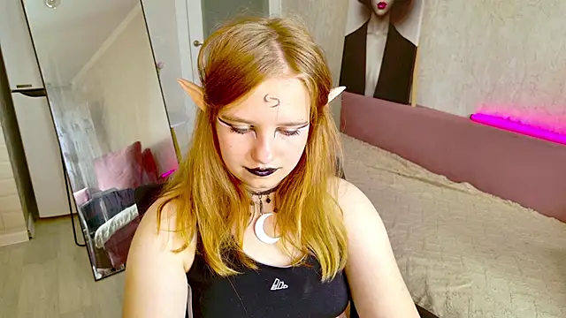 Luna404 – Naživo XXX chat
