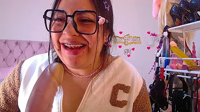 lanaqueen699 – Naživo XXX chat