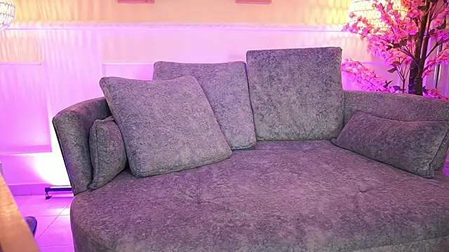 BrianaLane – Naživo XXX chat