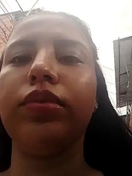 LinaColombianGirl – Naživo XXX chat