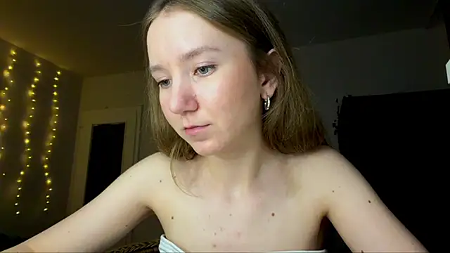 smalllisa – Naživo XXX chat