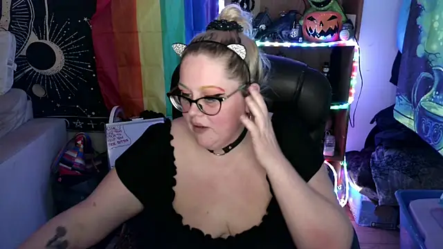 Kinky_Witch – Naživo XXX chat