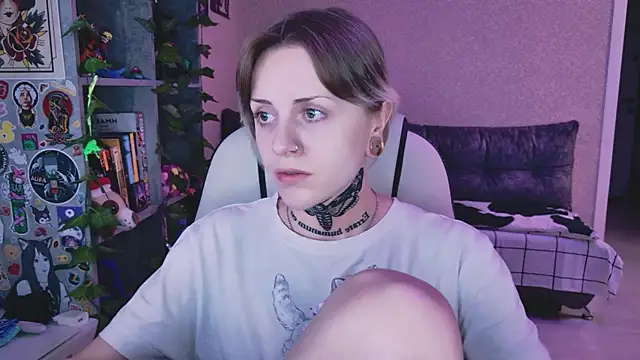 NaniMoore – Naživo XXX chat