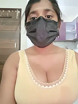 Kushi_12 – Naživo XXX chat
