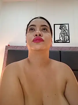 Aslhyn_Gomez – Naživo XXX chat