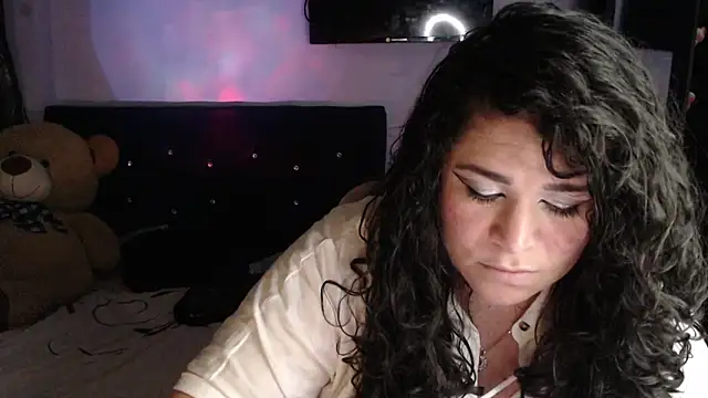 ANGELIQUE_KLANE – Naživo XXX chat