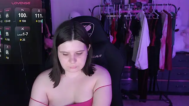 AmyVibess – Naživo XXX chat