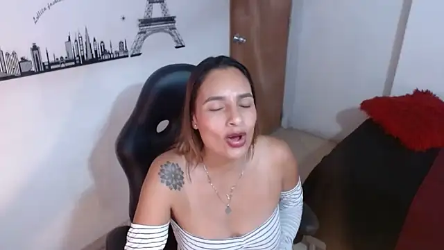 mykaelahoney – Naživo XXX chat